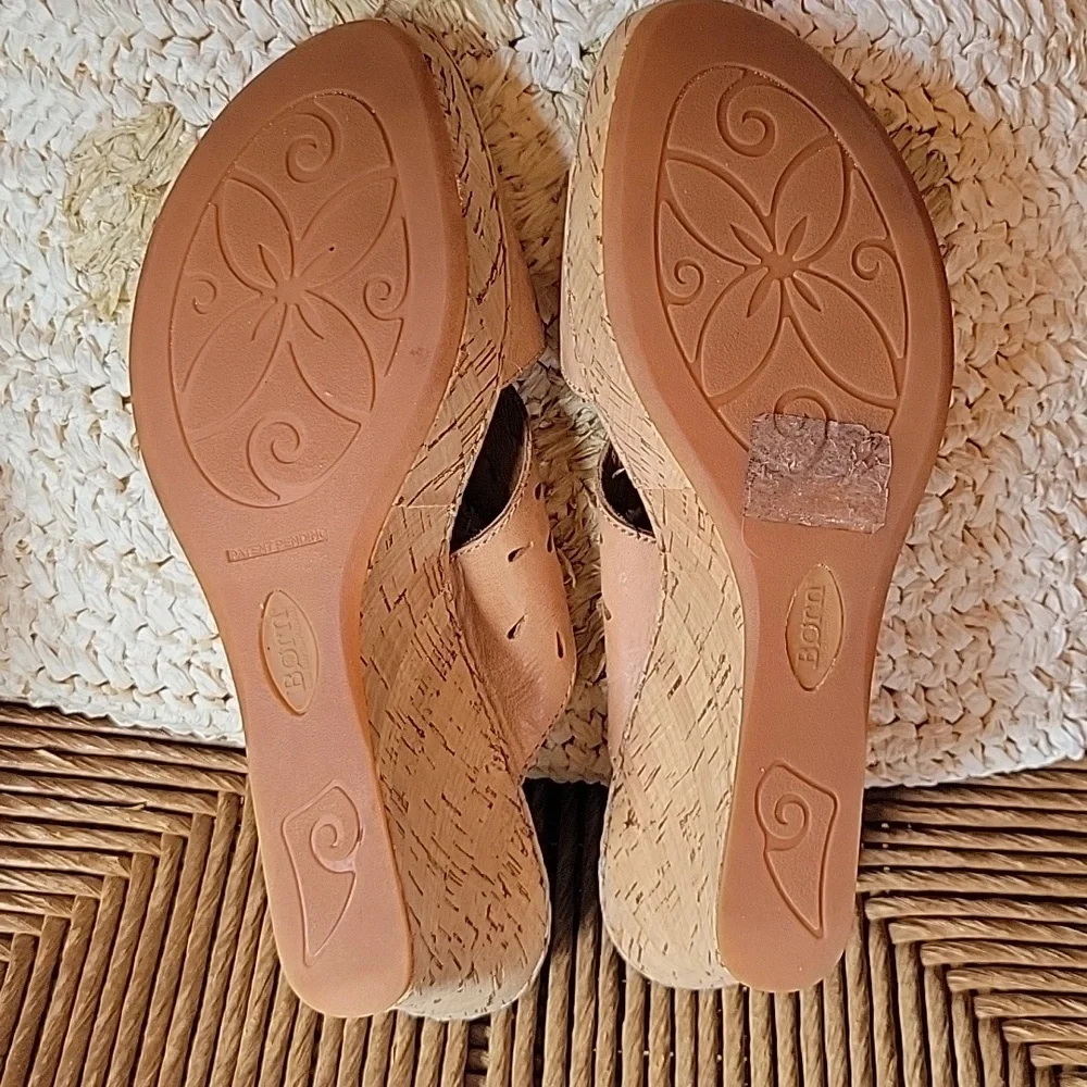 Born, open toe, perforated platform wedges, tan, size 10